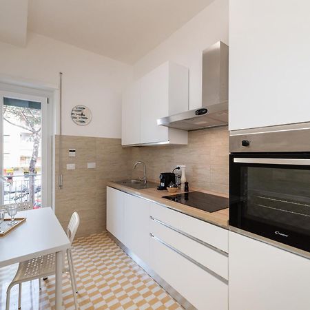 Luxury And Sweet Home-Metro Malatesta Рим Екстериор снимка